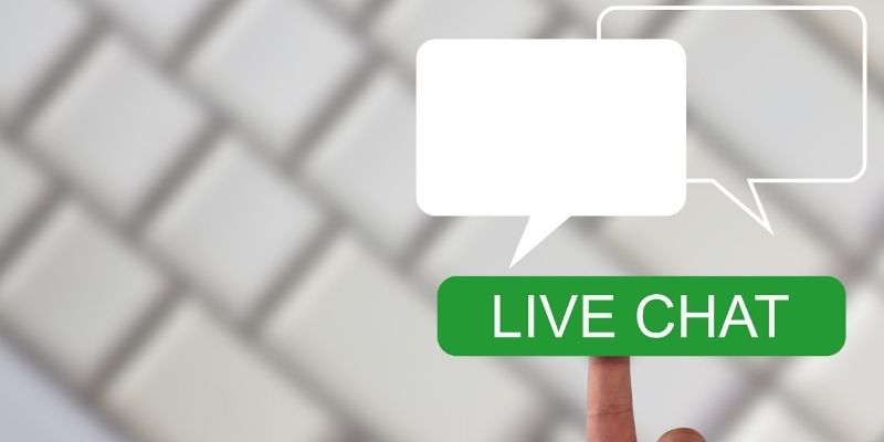 Live chat luôn là lựa chọn của nhiều hội viên khi kết nối với nền tảng